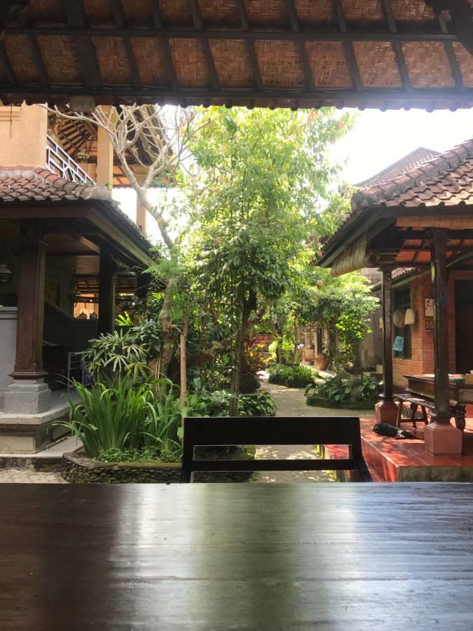 Nirvana Pension Ubud  Exterior photo